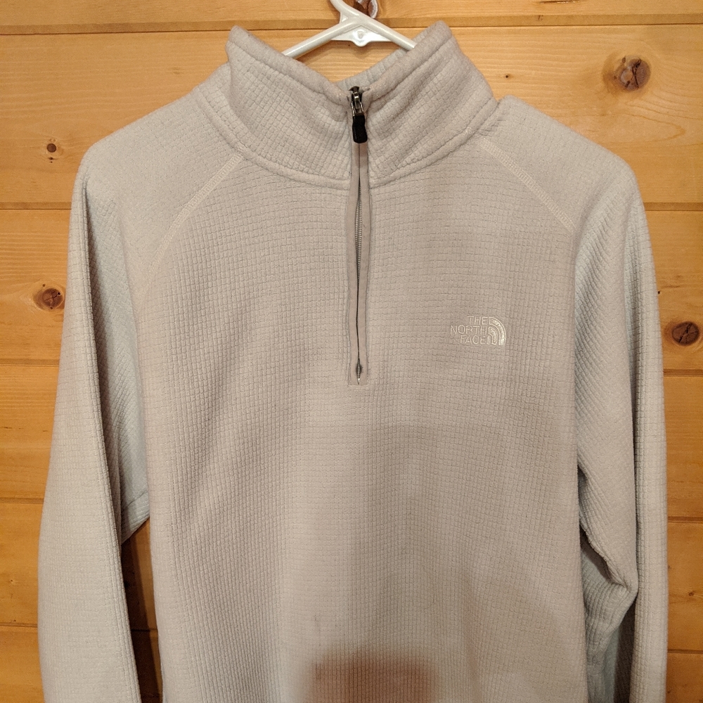 The north face 1/4 zip sweater